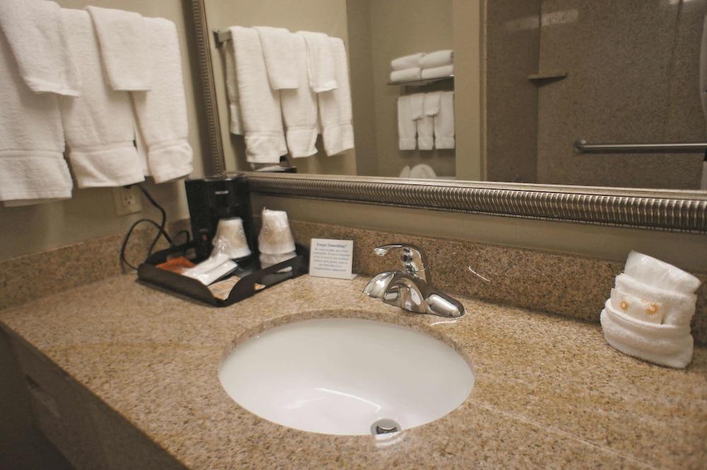 La Quinta Inn & Suites By Wyndham Broussard - Lafayette Area Dış mekan fotoğraf