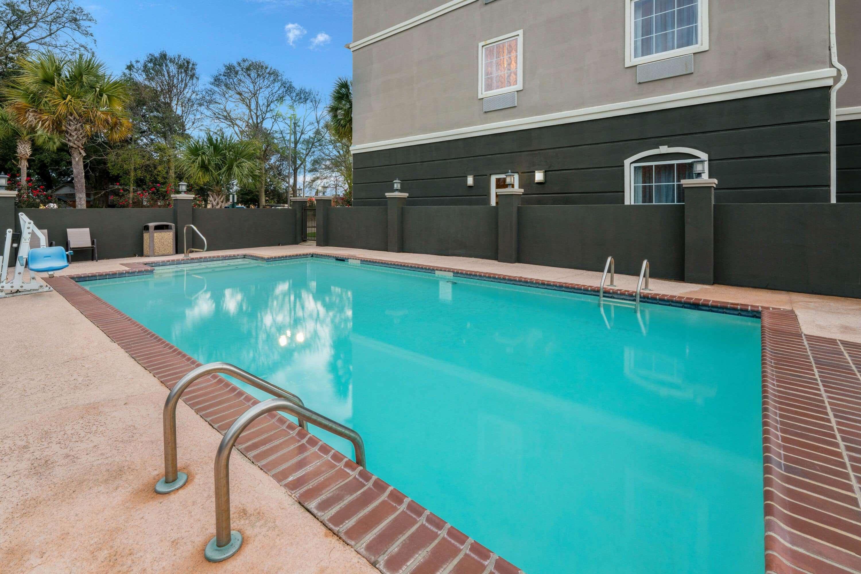 La Quinta Inn & Suites By Wyndham Broussard - Lafayette Area Dış mekan fotoğraf
